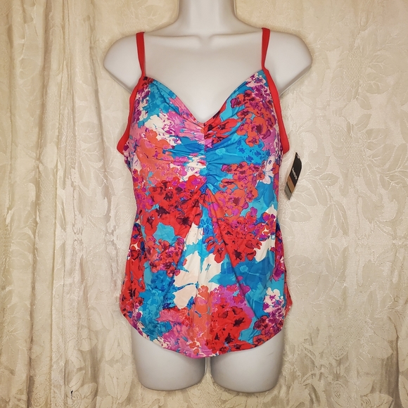 Reebok Other - NWT - Reebok Tankini Swim Top XL